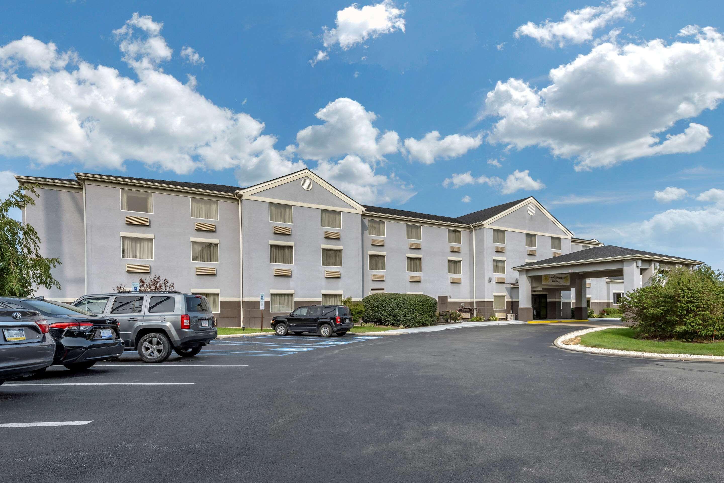 Comfort Inn & Suites Butler Exterior foto